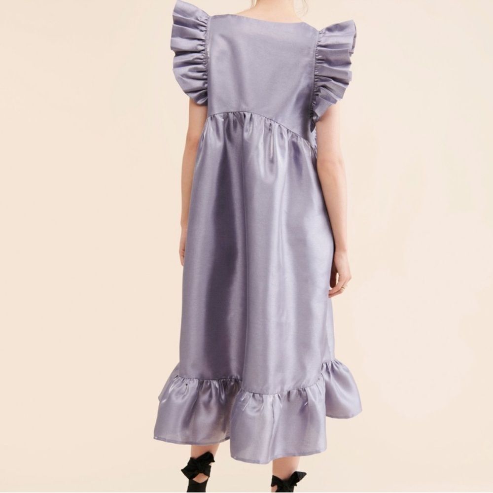 Dhruv Kapoor Metallic Lilac Dress
BB11 - Picture 4 of 10
